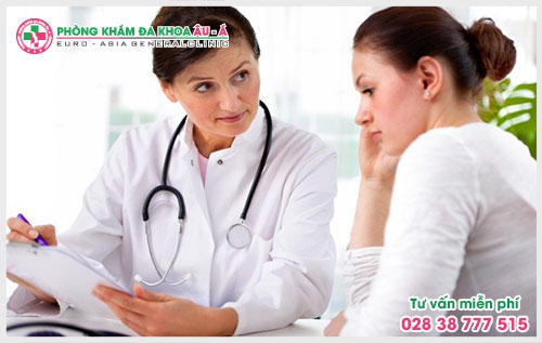Bên cạnh điều trị bằng tây y thì có thể chữa bệnh bằng đông y, các loại thảo dược thiên nhiên này có tác dụng giảm ngứa bệnh chàm.