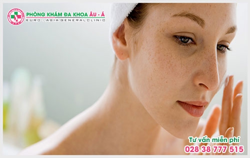 Nám da chính là nỗi ám ảnh của rất nhiều chị em, muốn đi khám nhưng không biết nên khám trị nám ở đâu tốt  tại TPHCM?