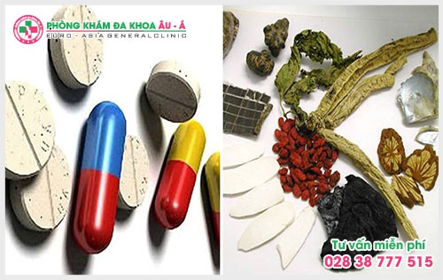 người bệnh nên tiến hành thăm khám sớm ở những phòng khám chữa bệnh chàm uy tín, chất lượng để được các bác sĩ chẩn đoán chính xác và đưa ra phác đồ điều trị phù hợp.